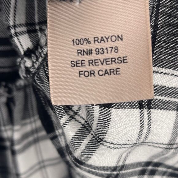 Philosophy ruffled hem plaid Top - Picture 6 of 8